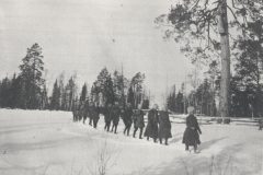 Skupina-príslušníkov-12.-roty-7.-čs.-streleckého-pluku-Tatranského-na-pochode-v-okolí-Kunguru-Permská-gubernia-1918-1919.